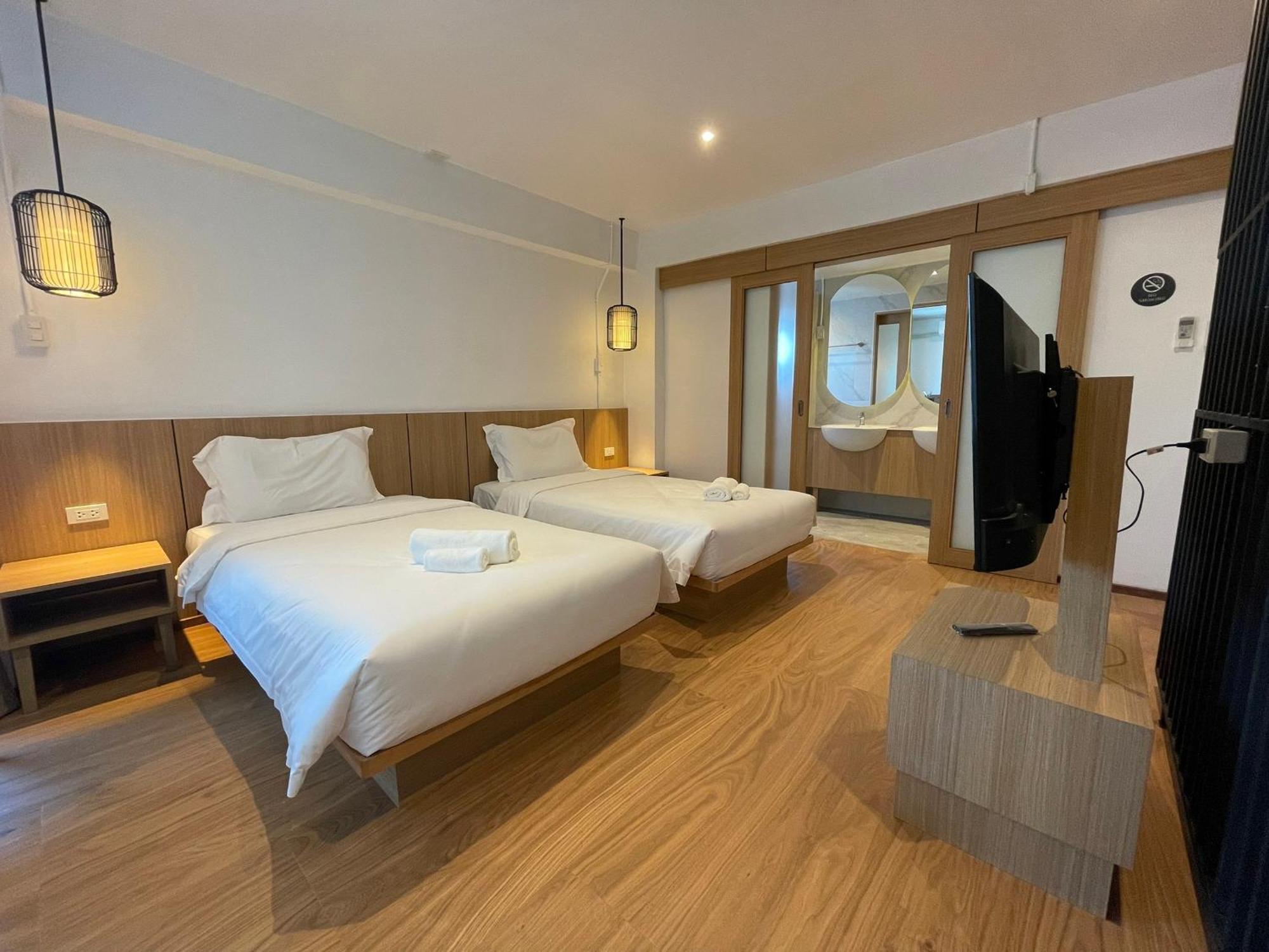 The Corner มุมม่วน คาเฟ่ แอนด์ โฮสเทล Mummuan Hostel チエンマイ エクステリア 写真
