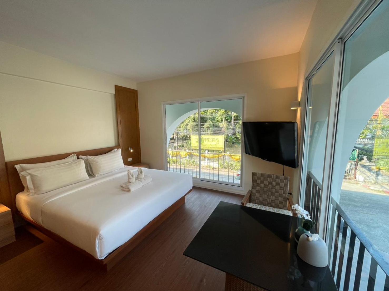 The Corner มุมม่วน คาเฟ่ แอนด์ โฮสเทล Mummuan Hostel チエンマイ エクステリア 写真